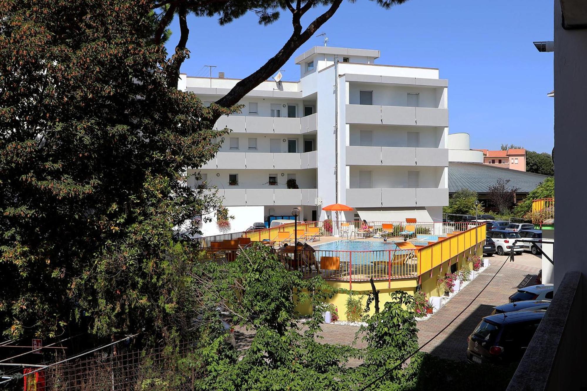 Residence La Pigna Rosolina Mare Exterior foto